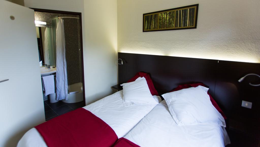 Hotel Akena Creil - Clermont Agnetz アニェッツ エクステリア 写真