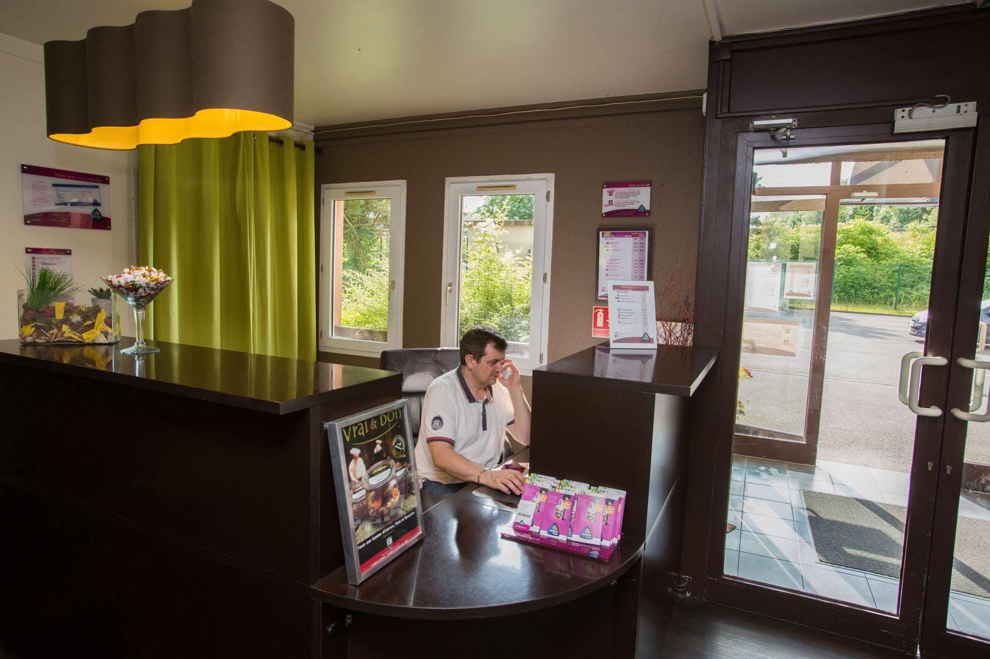 Hotel Akena Creil - Clermont Agnetz アニェッツ エクステリア 写真